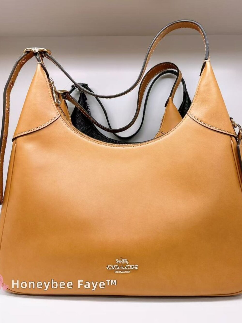 NWT Coach Ella Shoulder Bag CCE48